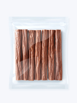 Produkt naturalna mięsna przekąska dla psa paluchy wołowe 7 sztuk 100% naturalne marka John Dog zapakowane w przejrzyste opakowanie