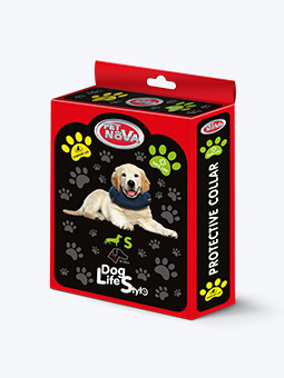 Opakowanie PetNova niebieskiego, dmuchanego kołnierza ochronnego dla psa, na którym jest biszkoptowy pies rasy Golden Retriever.