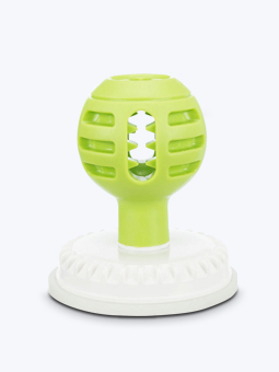 Zabawka piłka marki TRixie dla psa na smakołyki do mocowania koloru zielonego.