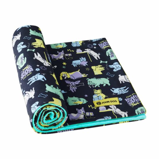 Zwinięty koc dla psa z zabawnym wzorem z kolekcji Prank Gang John Dog