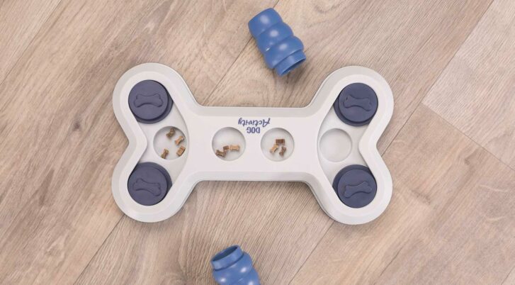 Zabawka dla psa gra strategiczna Flip Bone marki Trixie