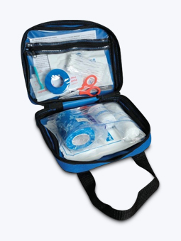 Zawartość apteczki pierwszej pomocy Francodex dla kota i psa, kolor niebieski.