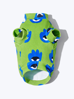 Widok spodniej strony zielono-niebieskiej bluzy dla psa z mikropolaru z kolekcji hej, hau, hello!, marka John Dog.