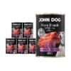 Zestaw 6 puszek monobiałkowej karmy mokrej dla psa John Dog z linii Pure Black Special Edition, smak jeleń, puszki 400 g. 5 puszek ułożonych jest w piramidę z lewej strony, z prawej strony 1 puszka jest powiększona. Opakowanie jest w czarnej etykiecie z dużym fioletowym napisem „Deer”, zdjęciem kawałka surowego mięsa i pręgowanego psa rasy whippet, karma dla psów dorosłych.