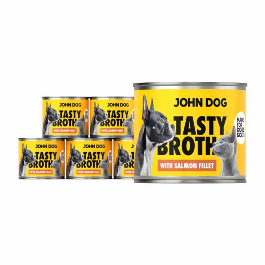 Zestaw puszek mokrej karmy John Dog Tasty Broth z łososiem dla psów i kotów. Charakterystyczne żółte opakowania z grafiką psa i kota.