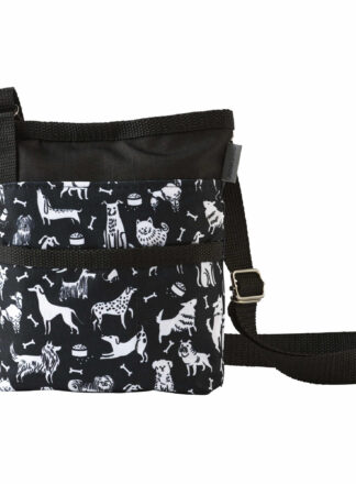 Czarna saszetka na przysmaki dla psa. Print Comics. Saszetka ma regulowany pasek i kilka kieszonek.