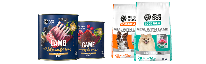 Opakowanie karm mokrych John Dog Berry Line i karm suchych John Dog Good Form Jagnięcina z cielęciną na białym tle.