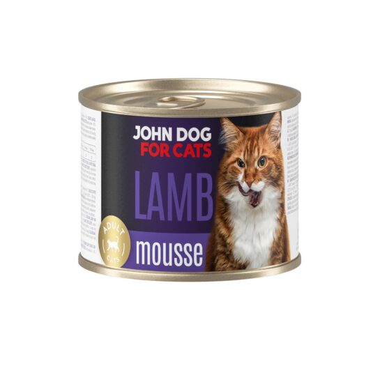 Karma mokra dla kota z jagnięciną w ciemnej puszce 200 g John Dog for Cats. Na etykiecie jest rudy kot, złote kółeczko oraz białe i granatowe napisy.