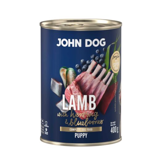 Mokra karma dla szczeniąt John Dog lamb with herring & blueberries puppy w puszce 400 g, z granatową etykietą, ilustracjami mięsa jagnięcego, śledzia, borówek i zielonych liści.