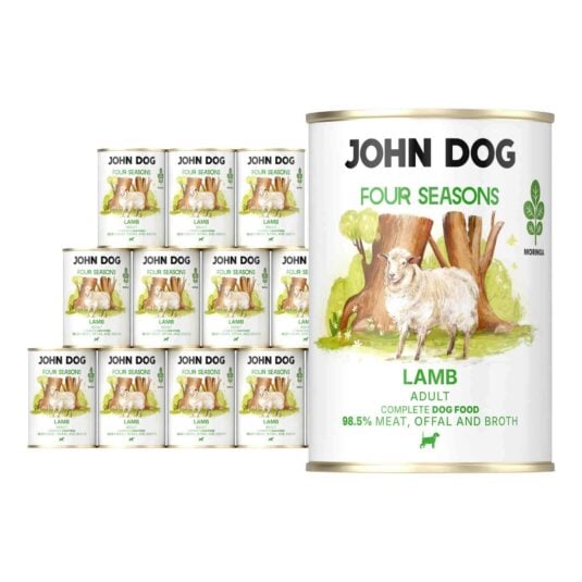 12 puszek mokrej karmy dla psów John Dog Four Seasons Lamb Adult 400 g. Na białych etykietach znajduje się ilustracja owcy stojącej przed pniami drzew oraz symbol moringi i zielone napisy.