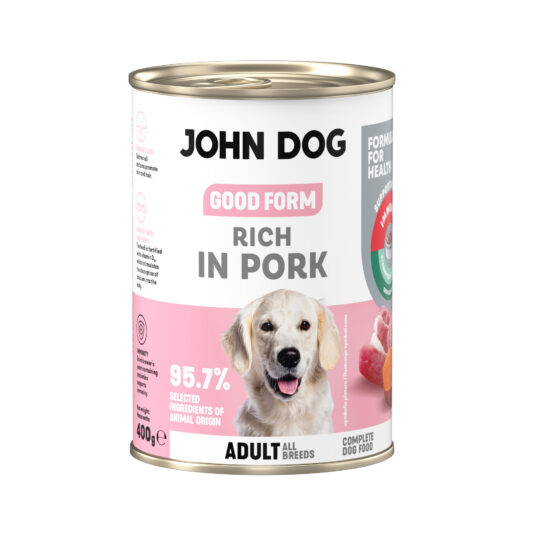 Puszka mokrej karmy dla psa John Dog Good Form Rich in Pork Adult 400 g. Na biało różowej etykiecie znajduje się zdjęcie białego psa rasy golden retriver oraz napisy z informacjami o karmie.