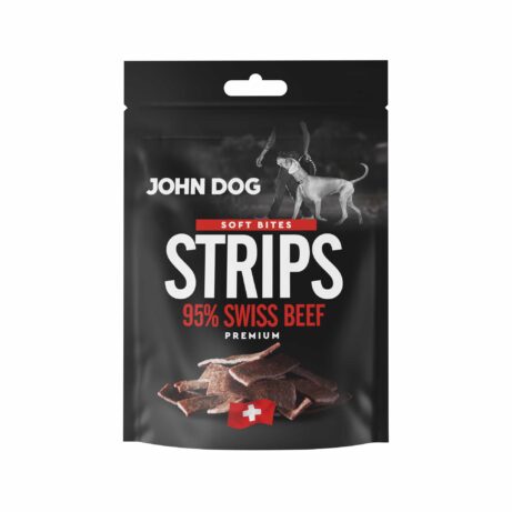 Czarne opakowanie przysmaków dla psów John Dog Strips Soft Bites Premium-kawałki zawierające 95% mięsa z wołowiny. Na opakowaniu znajduje się zdjęcie psa obok człowieka, grafika suszonych cienkich kawałków mięsa oraz symbol szwajcarskiej flagi.