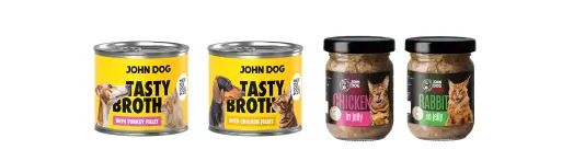 John Dog Tasty Broth – bulion dla kotów oraz galaretki w słoiczkach. Na grafice widoczne są opakowania produktów z indykiem, kurczakiem i królikiem.