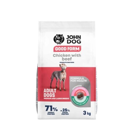 Biało-czerwone opakowanie suchej karmy dla dużych psów John Dog Good Form o smaku kurczaka z wołowiną o pojemności trzy kilogramy. Na opakowaniu znajduje się duży pies rasy wyżeł, widok z przodu.