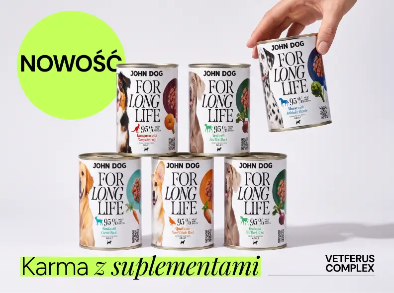 Grafika promująca nowość – mokrą karmę dla psów John Dog For Long Life z suplementami Vetferus Complex. Sześć puszek różnych wariantów karmy, jedna podnoszona dłonią.