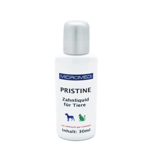 Płyn do hiegy jamy ustnej dla psa i kota Micromed Vet Pristine w białej butelce z niebieskimi napisami, pojemność 30 ml.